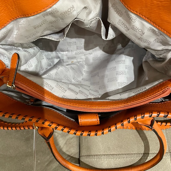 Michael Kira - Picture 5 of 7